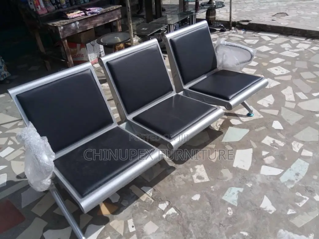 3 Seaters 3 in One Chair