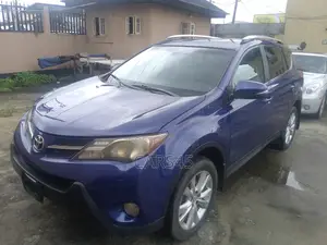 Toyota RAV4 2015 Blue