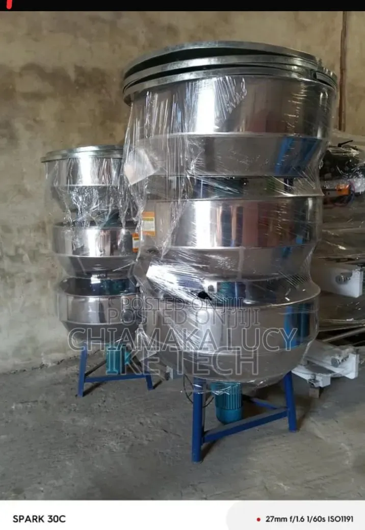 Stainless Raw Material Mixing Machine
