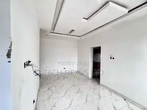1bdrm Block of Flats in Harmony Estate, Lakowe for sale