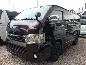 Toyota HiAce 2015 Burgandy