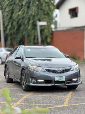 Toyota Camry 2014 Gray