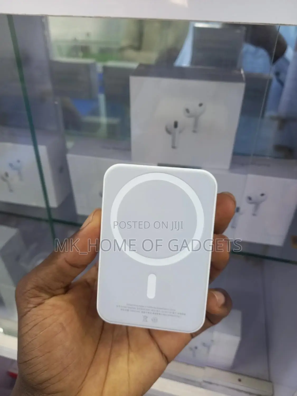Apple Magsafe Battery Pack