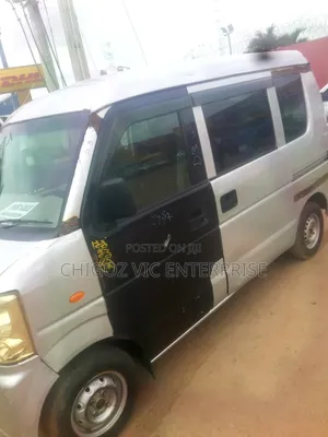 Suzuki APV Minibus 2006 Yellow