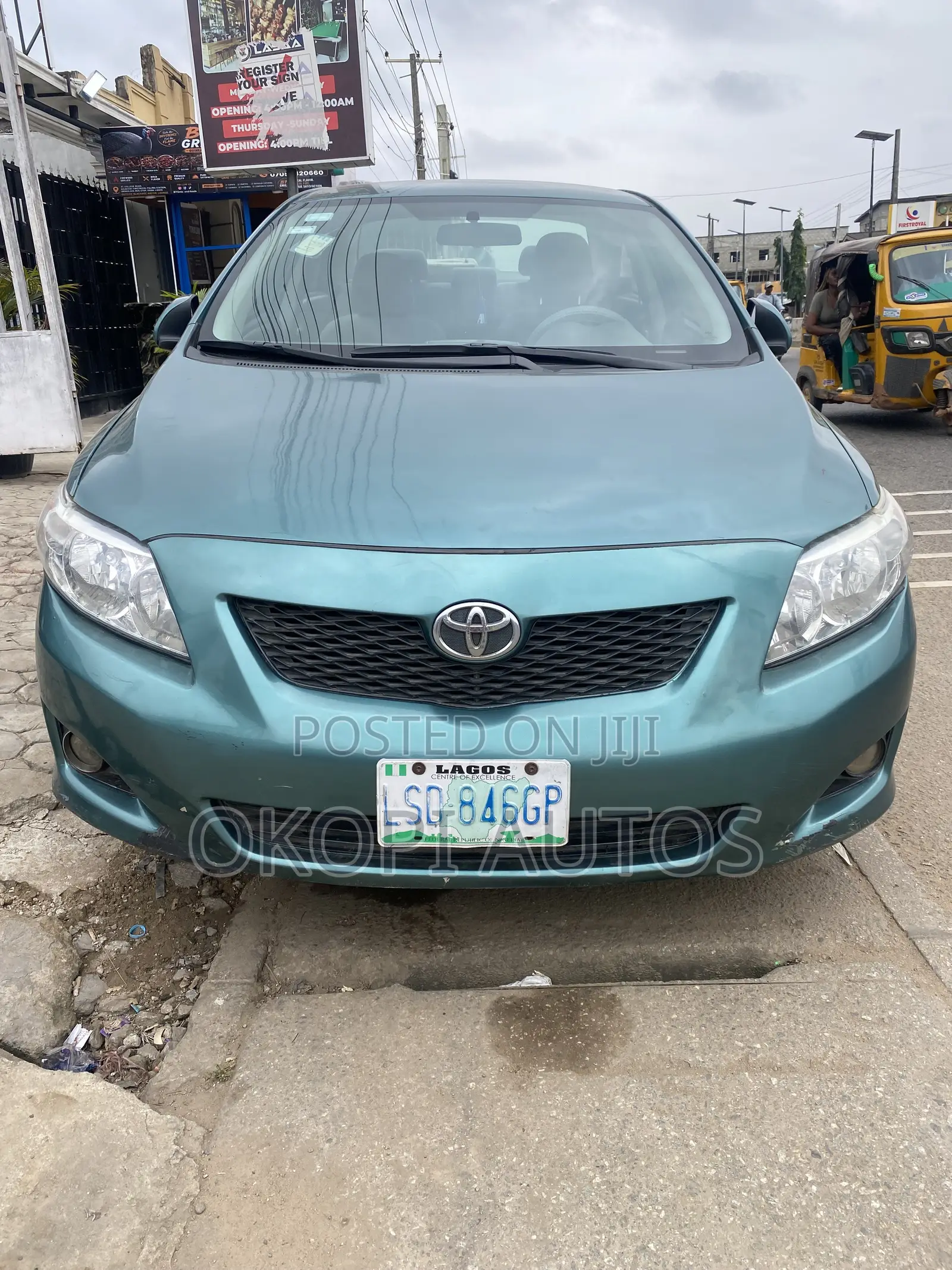Toyota Corolla 2010 Gray