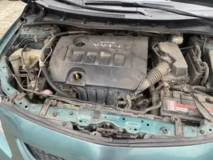 Toyota Corolla 2010 Gray