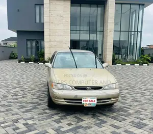Toyota Corolla G 1.5 4WD Automatic 2000 Gold
