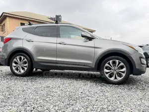 Hyundai Santa Fe 2016 Gray