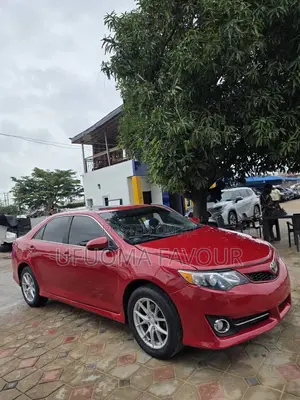 Toyota Camry SE 4dr Sedan (2.5L 4cyl 6A) 2013 Red