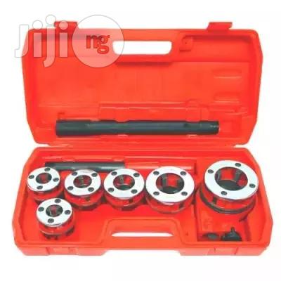 Ratcheting Pipe Threading Dice Set