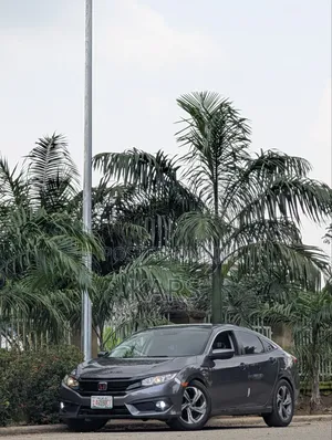 Honda Civic EX 4dr Sedan (1.5L 4cyl) 2016 Gray