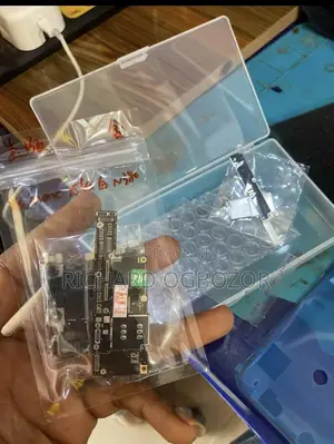 iPhone Xr Motherboards