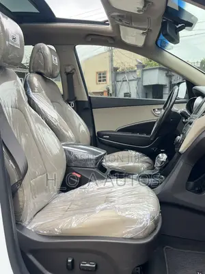 Hyundai Santa Fe 2017 White