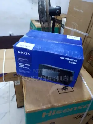 Cook and Reheat With Ease Using the Maxi 20-Litre Microwave