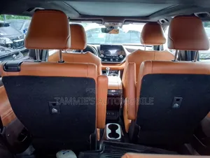 Toyota Highlander Platinum 2021 Red