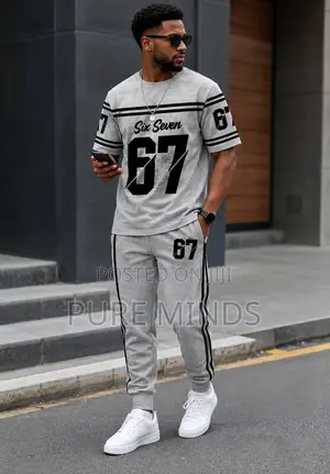 Casual Grey Hoodie and Joggers With Print