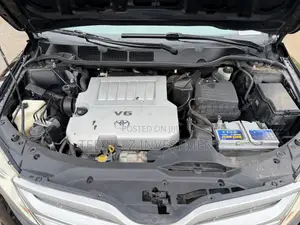 Toyota Venza V6 AWD 2010
