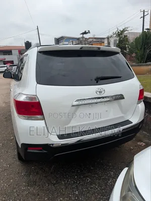 Toyota Highlander 2013 White