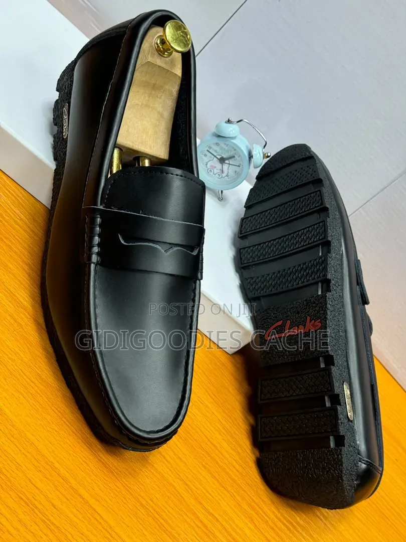 Timberland Loafers With Lug Soles in Black/Gray Size 40-46