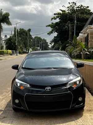 Toyota Corolla 2016 Black