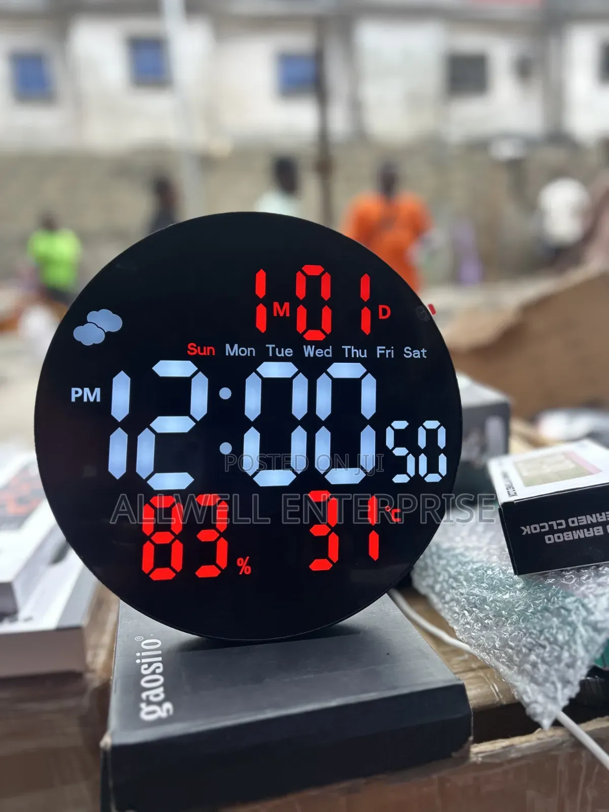 Round Led Wall Clock With Remote