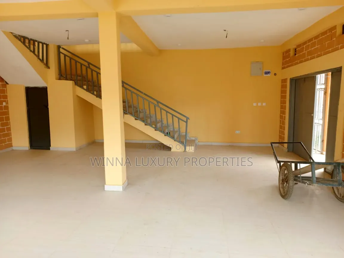2 Dual 90sqm Ware House