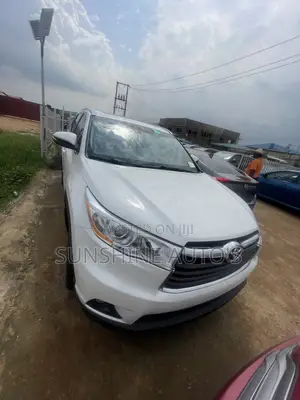 Toyota Highlander 2015 White