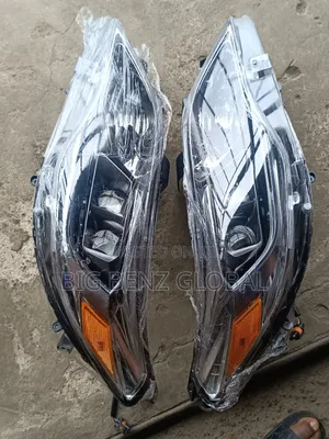 Headlamp Toyota Avalon 2013-2016