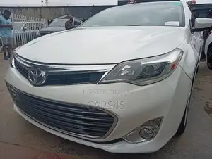 Toyota Avalon 2015 White