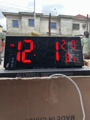 Led Desktop Clock With Temperature and Humidity