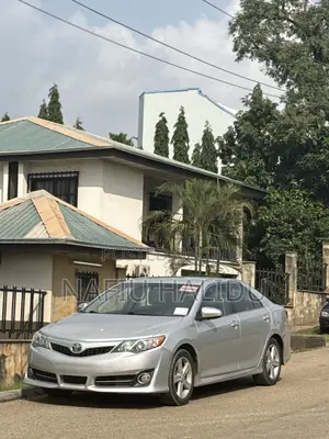 Toyota Camry 2013 Silver