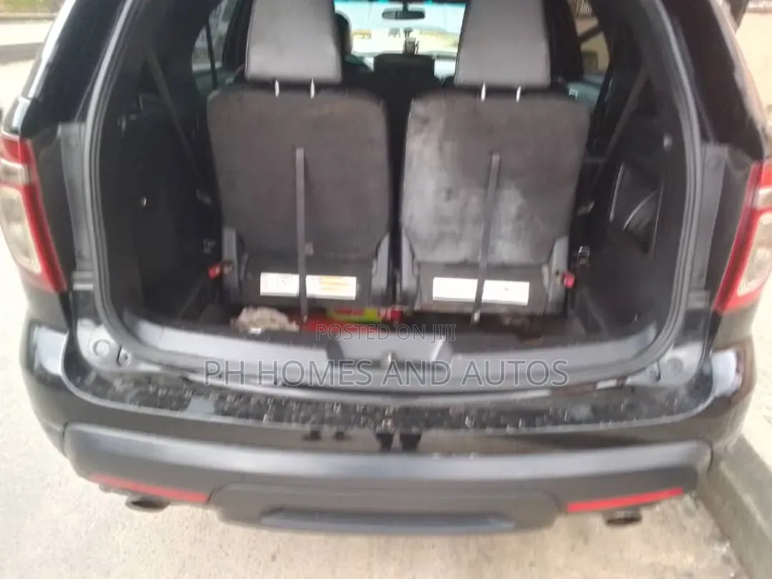 Ford Explorer 2013 Black
