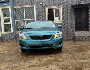 Toyota Corolla LE 4dr Sedan (1.8L 4cyl 4A) 2010 Green