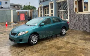 Toyota Corolla LE 4dr Sedan (1.8L 4cyl 4A) 2010 Green