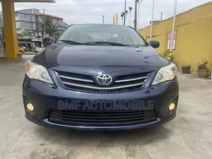 Toyota Corolla 2013 Blue