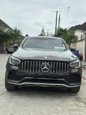 Mercedes-Benz GLC-Class 2017 Brown