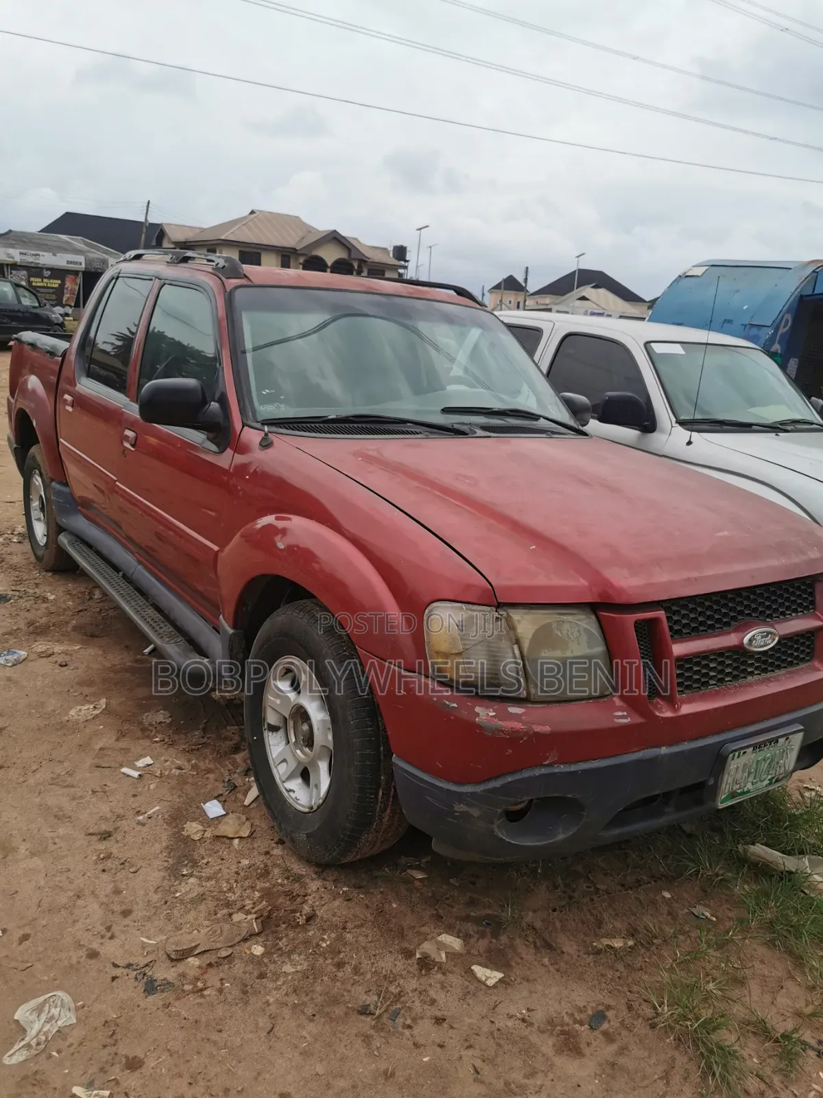 Ford Explorer 2002 Red