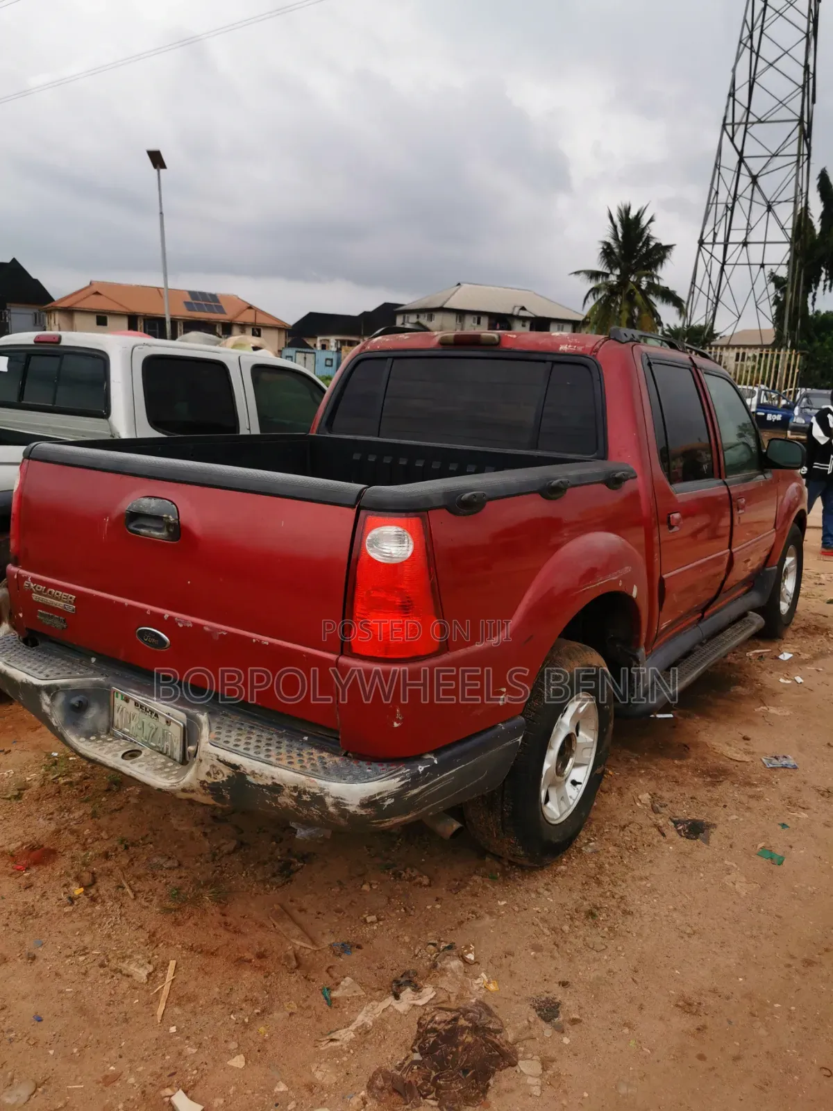 Ford Explorer 2002 Red