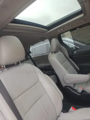 Toyota Sienna 2015 White