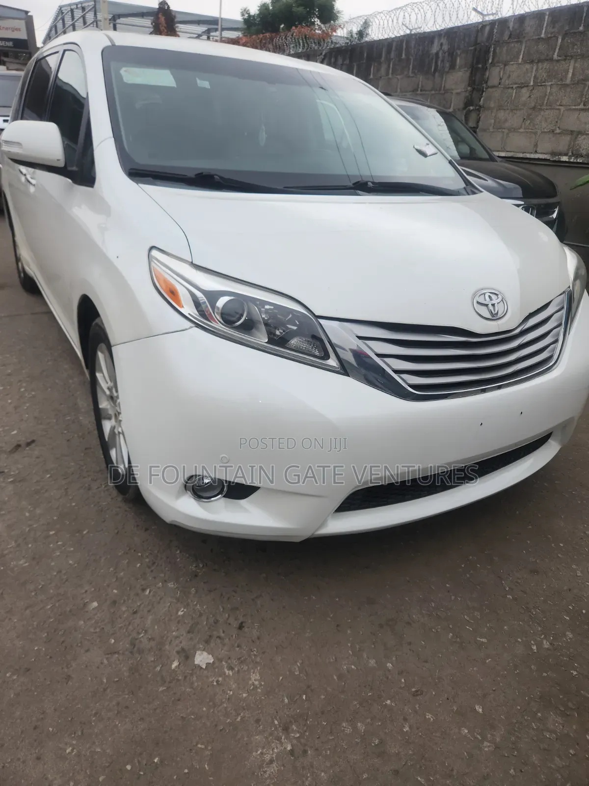 Toyota Sienna 2015 White