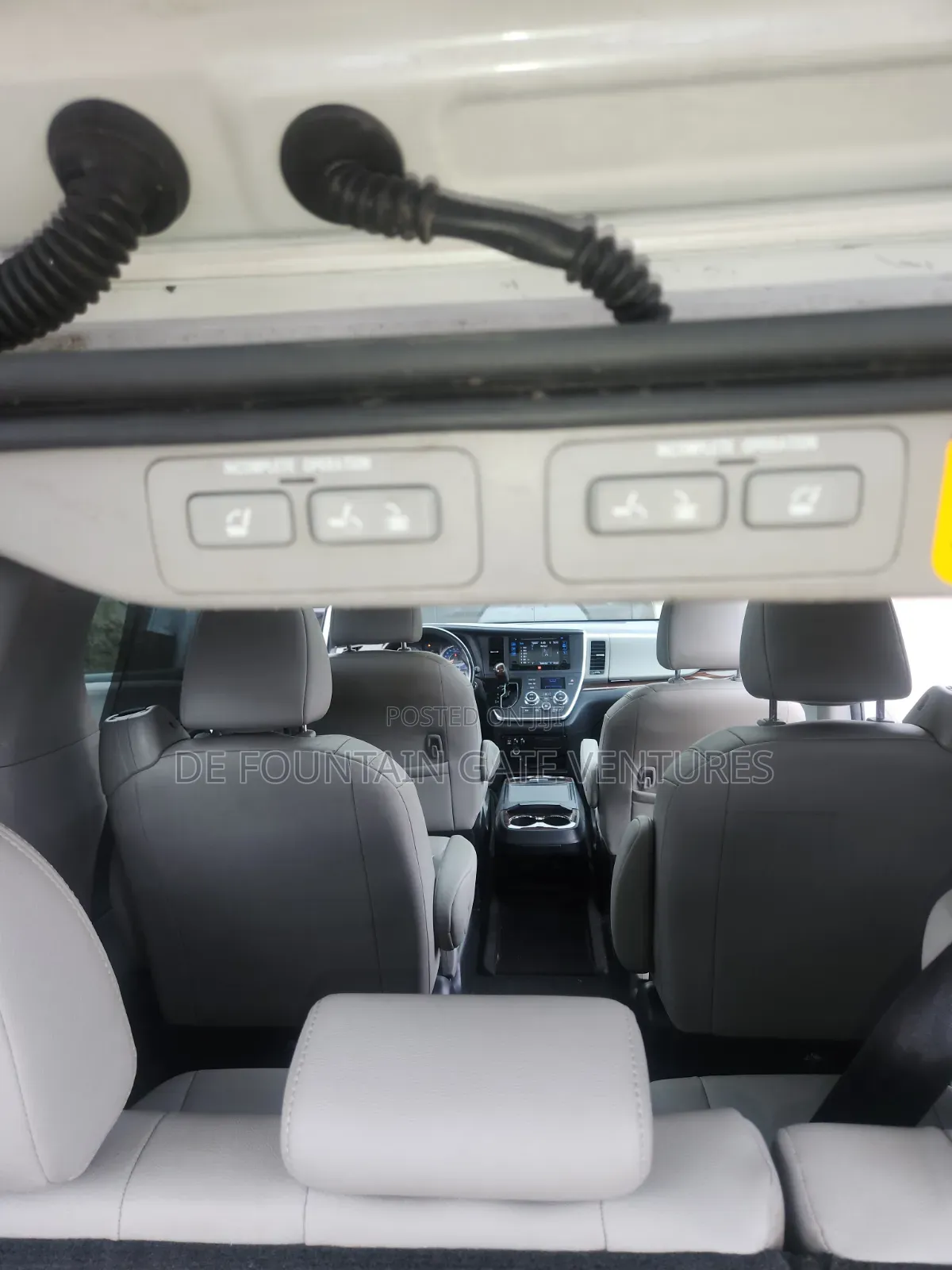 Toyota Sienna 2015 White