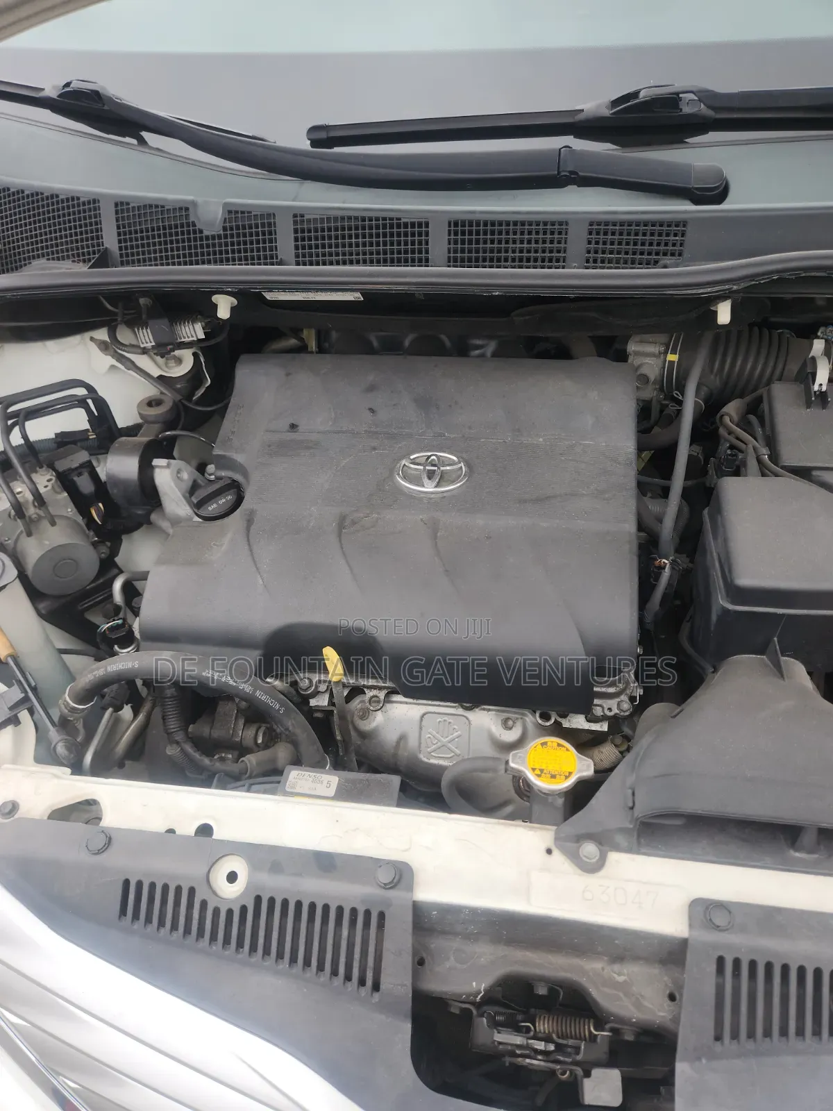 Toyota Sienna 2015 White