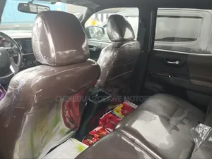Toyota Tacoma 2017 Black