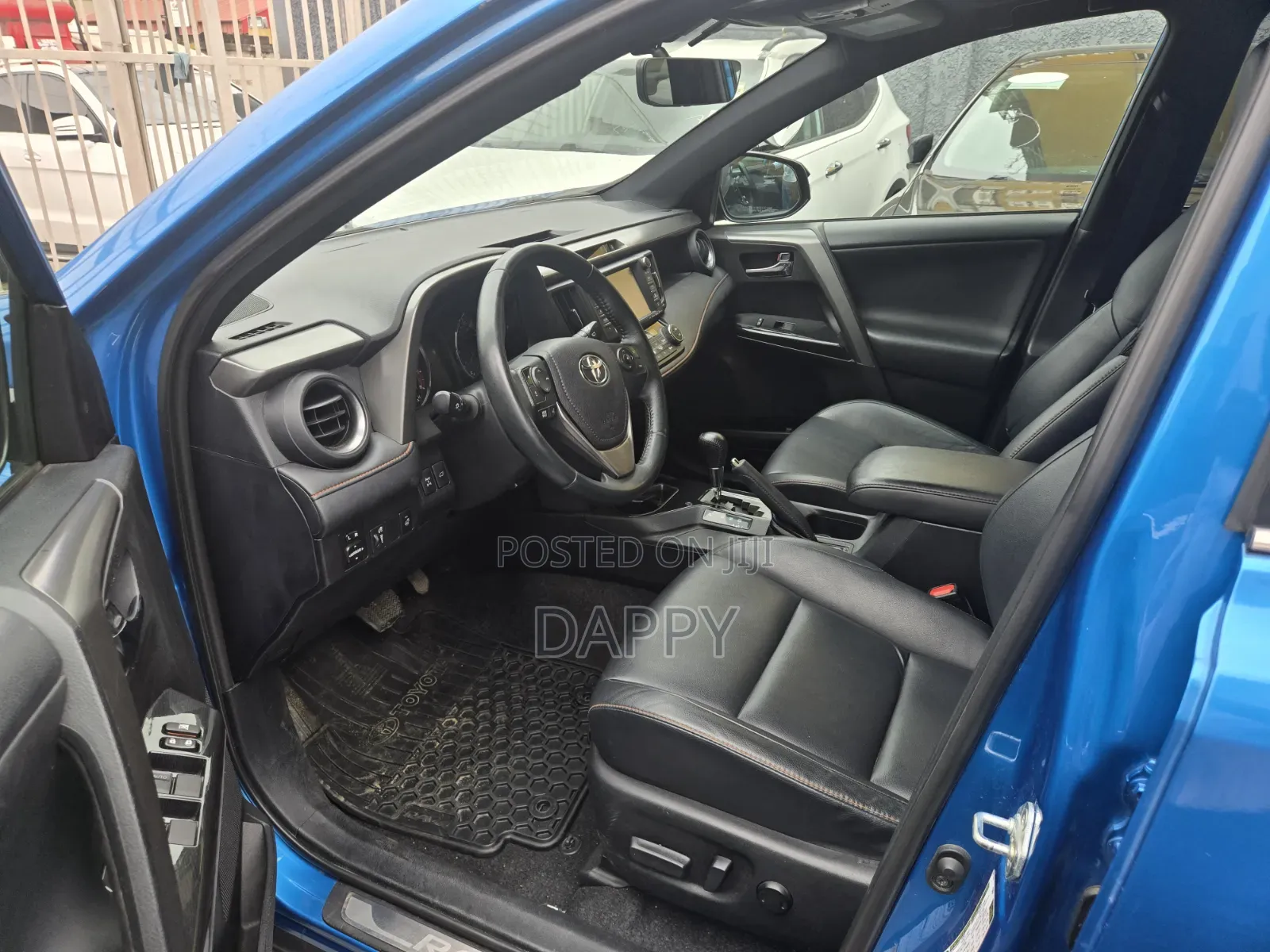 Toyota RAV4 2017 Blue