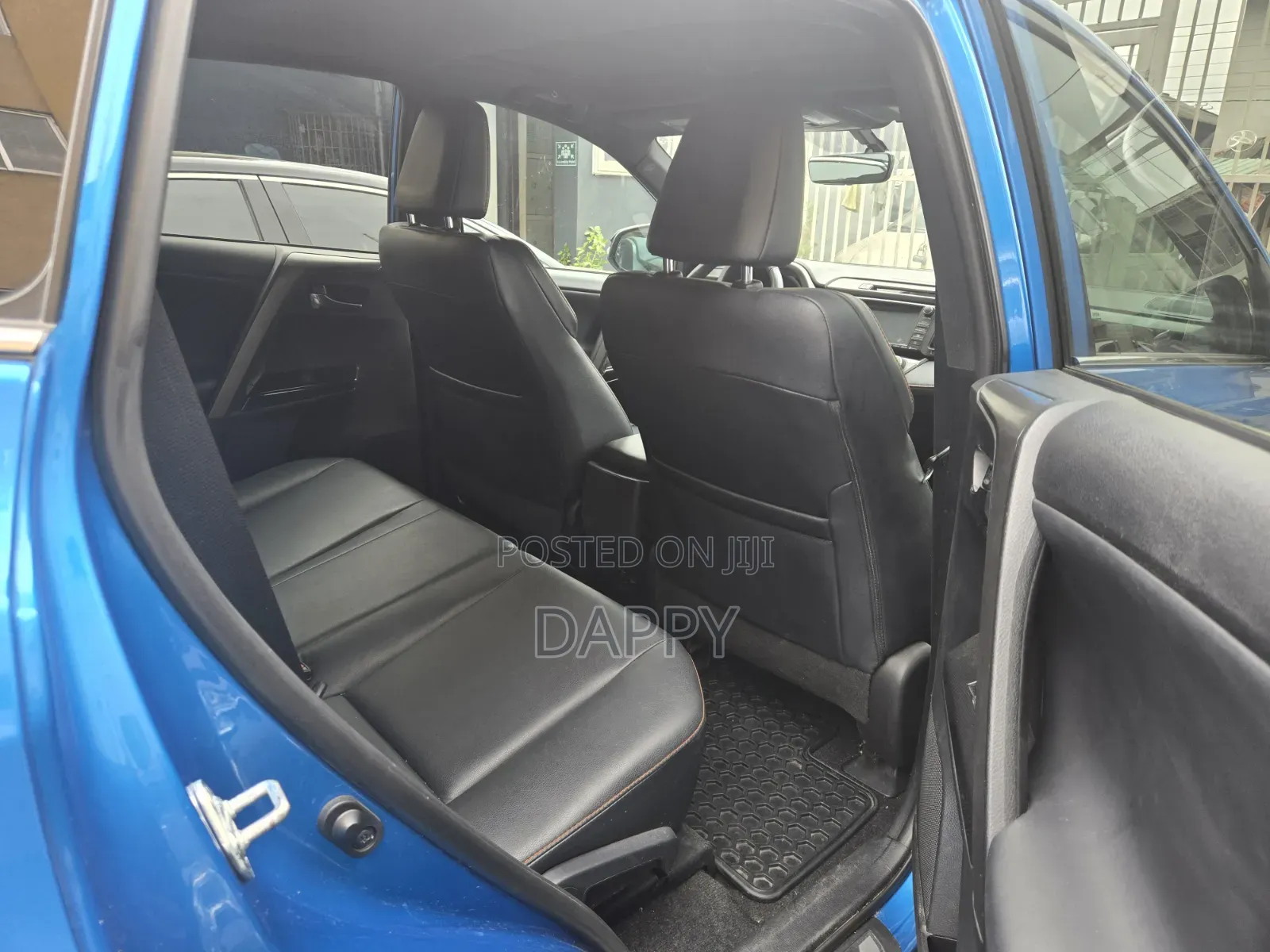 Toyota RAV4 2017 Blue