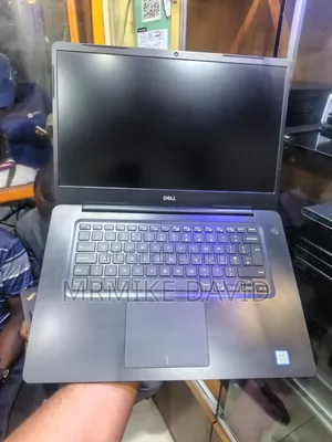 Laptop Dell Vostro 15 5581 8GB Intel Core i5 SSD 256GB