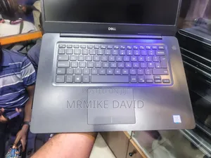 Laptop Dell Vostro 15 5581 8GB Intel Core i5 SSD 256GB