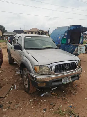 Toyota Tacoma 2004 Gold