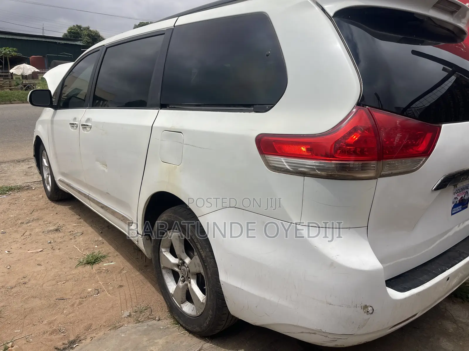 Toyota Sienna 2012 White