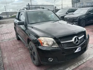 Mercedes-Benz GLK-Class 2010 Black